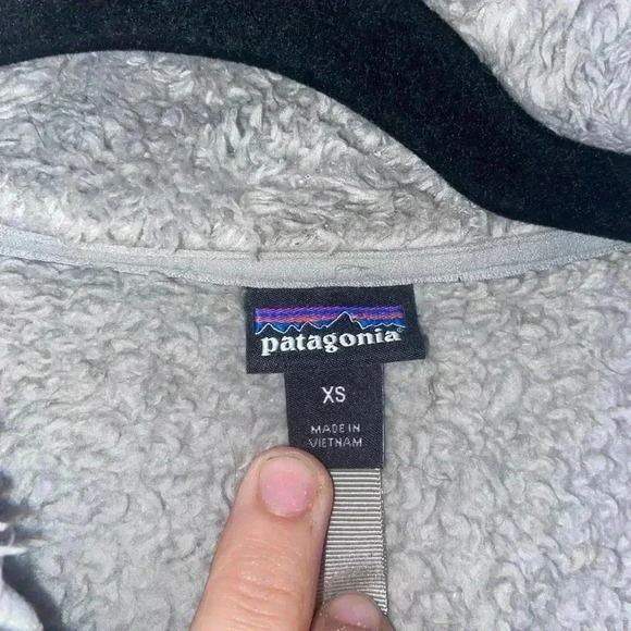 Patagonia Women’s XS Quarter Zip Sweatshirt - Picture 4 of 6